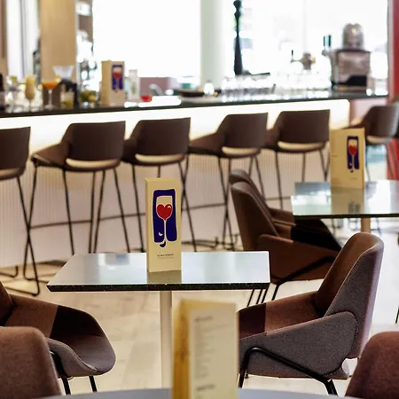 Novotel Hotel 4*