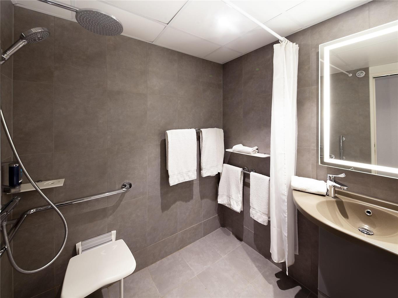 Novotel Hotel 4*