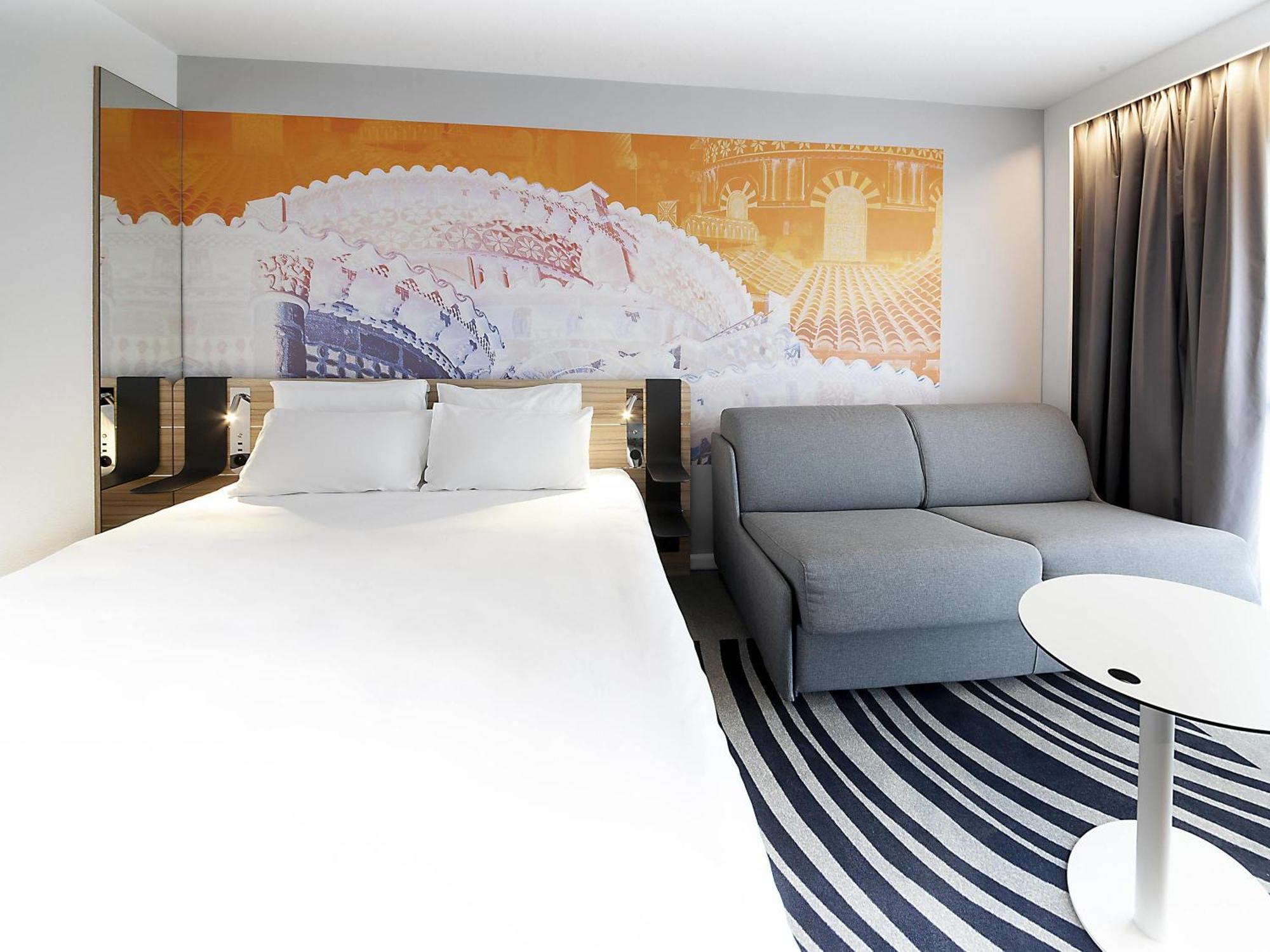 Novotel Hotel